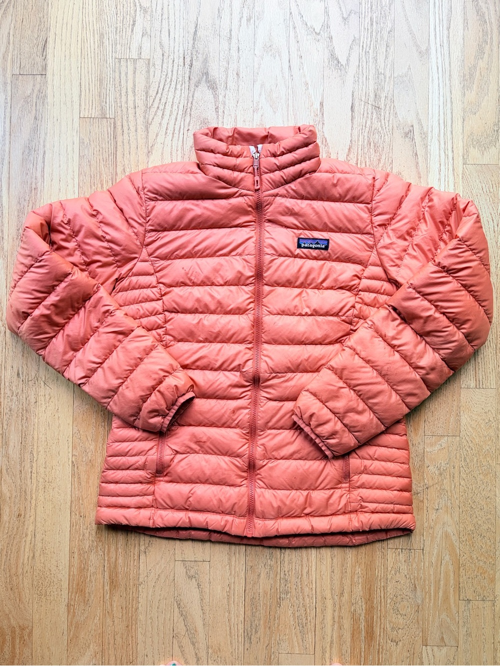 Patagonia Women’s Down Sweater Jacket | Medium | Mellow Melon